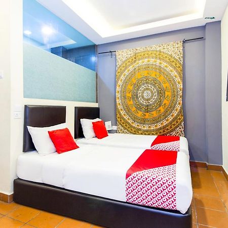 Oyo 90429 Hotel Narasindo Куала-Лумпур Екстер'єр фото