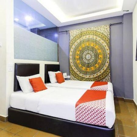 Oyo 90429 Hotel Narasindo Куала-Лумпур Екстер'єр фото
